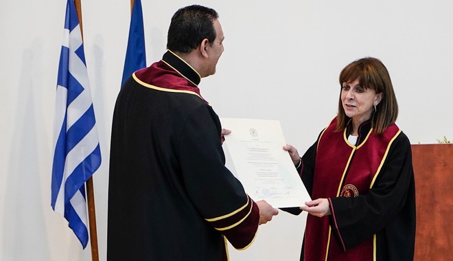 Κατερίνα Σακελλαροπούλου: Ανακηρύχθηκε επίτιμη διδάκτορας του τμήματος Περιβάλλοντος του Ιονίου Πανεπιστημίου