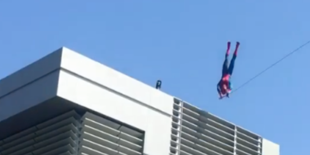 ΗΠΑ: Το λάθος κόλπο του “Spider-Man” που άφησε άναυδους τους επισκέπτες