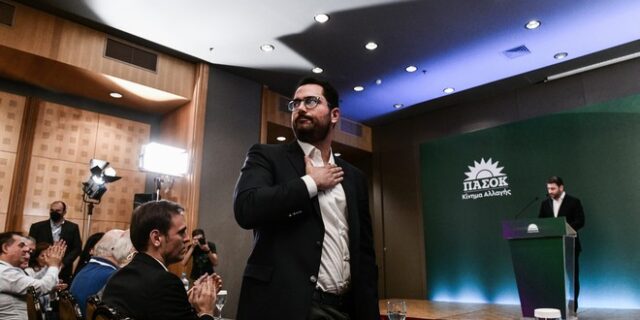 Ανδρέας Σπυρόπουλος: Δεν υπάρχει καμία περίπτωση να συνεργαστεί το ΠΑΣΟΚ με τον Βαρουφάκη