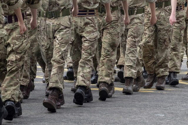 Βρετανία: “Ο στρατός πρέπει να προετοιμαστεί για να πολεμήσει ξανά στην Ευρώπη”