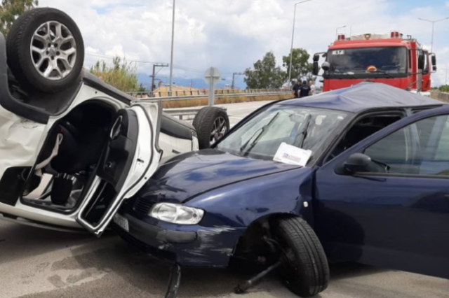 Πάτρα: Τροχαίο ατύχημα με δύο τραυματίες