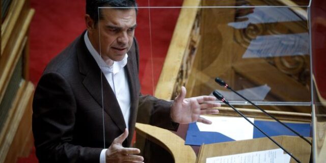 Ανησυχεί τον ΣΥΡΙΖΑ η “πρόθυμη” εξωτερική πολιτική του Μητσοτάκη