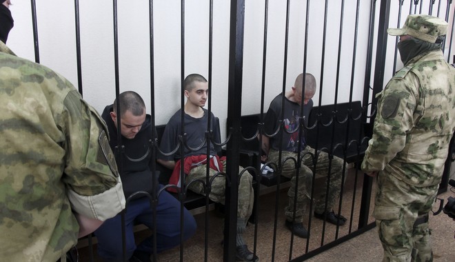 Ουκρανία: “Κανένας λόγος” για απονομή χάριτος στους Βρετανούς που καταδικάστηκαν σε θάνατο