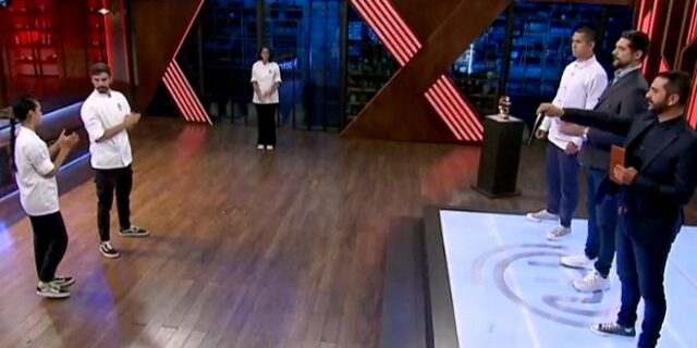 MasterChef: “Θρίλερ” στην τελική βαθμολογία – Ποιος αποχώρησε και ποιοι οι δύο φιναλίστ του τελικού