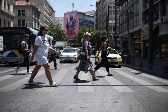 Καπραβέλος: “Βιώνουμε το χειρότερο καλοκαίρι από την έναρξη της πανδημίας”