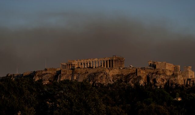 Τα διεθνή ΜΜΕ για την φωτιά στην Πεντέλη: “Δραματική η κατάσταση στην Ελλάδα”