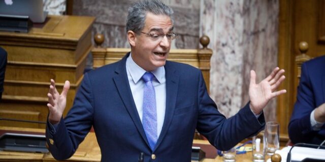Ο Συρίγος έπαθε Άδωνι: Ο μύθος του Πολυτεχνείου ερεθίζει τους “μοντέρνους” δεξιούς…