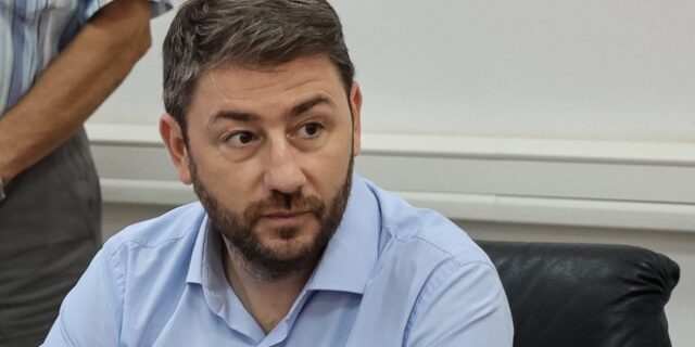 Ανδρουλάκης: “Δεν πληρώνουμε τις μυστικές υπηρεσίες για να μας παρακολουθούν”