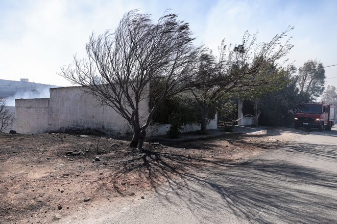Τραγωδία στην Ανθούσα: 80χρονος έβαλε τέλος στη ζωή του όταν είδε το σπίτι του να καίγεται