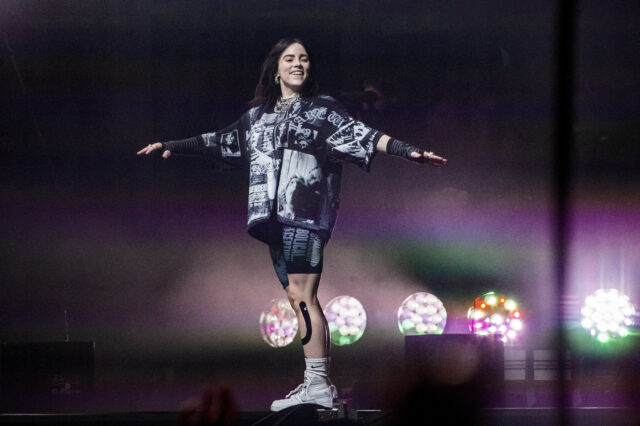 Η Billie Eilish είναι μόλις 20 ετών και έχει έρθει για να μείνει