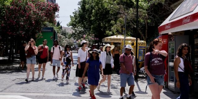 Κορονοϊός: 9.200 νέα κρούσματα σήμερα στην Αττική
