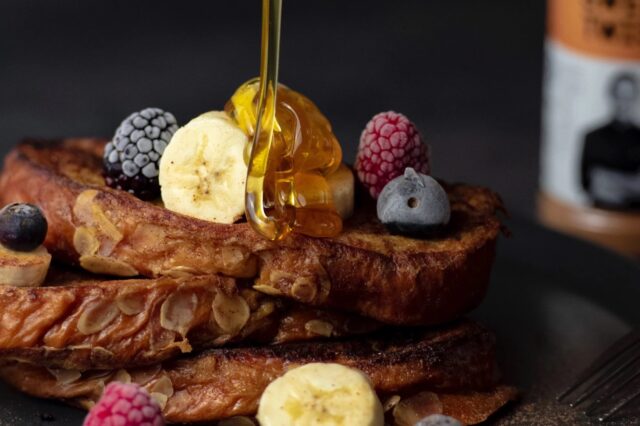 Συνταγή για brunch στο σπίτι: Γαλλικές αυγοφέτες σε μόλις 15′