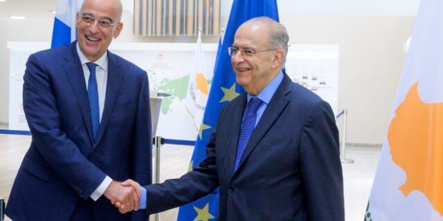 Δένδιας από Κύπρο: Ο αναθεωρητισμός έχει πάψει να αποτελεί αποδεκτή πρακτική