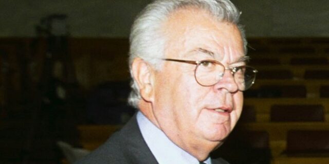 Πέθανε ο πρώην υπουργός του ΠΑΣΟΚ, Θανάσης Δημητρακόπουλος