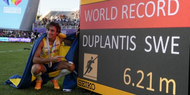 Απίστευτος Ντουπλάντις: Νέο παγκόσμιο ρεκόρ με 6,21μ από τον Σουηδό