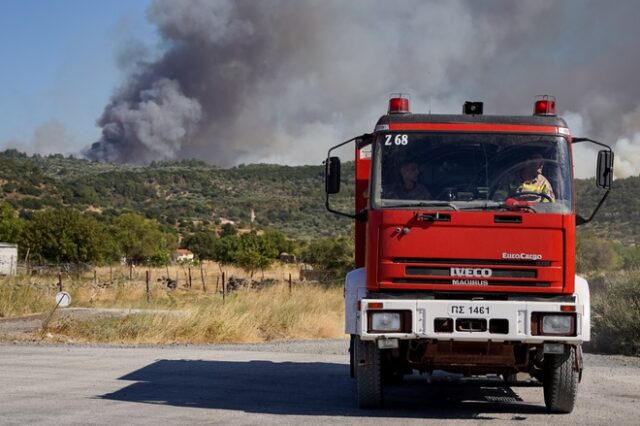 Υπό μερικό έλεγχο η φωτιά στον Πύργο Ηλείας