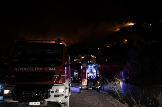 Φωτιές: Βελτιωμένη εικόνα των πύρινων μετώπων σε Ηλεία και Κορινθία