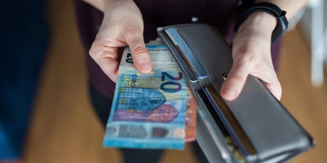 Ισοζύγιο Πληρωμών: Φουσκώνει το έλλειμμα λόγω των τιμών καυσίμων