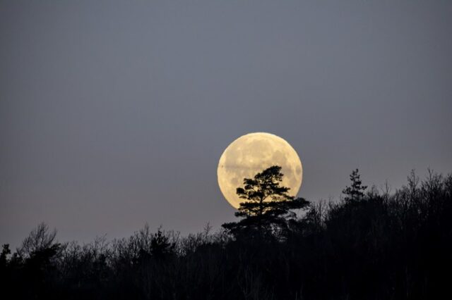 Φεγγάρι του Ελαφιού: Σήμερα η πιο φωτεινή υπερπανσέληνος της χρονιάς