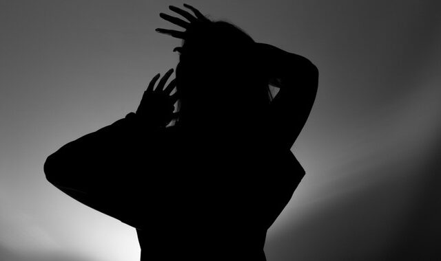 Κρήτη: Θύμα ξυλοδαρμού 16χρονη που ζήτησε από τον σύντροφό της να χωρίσουν