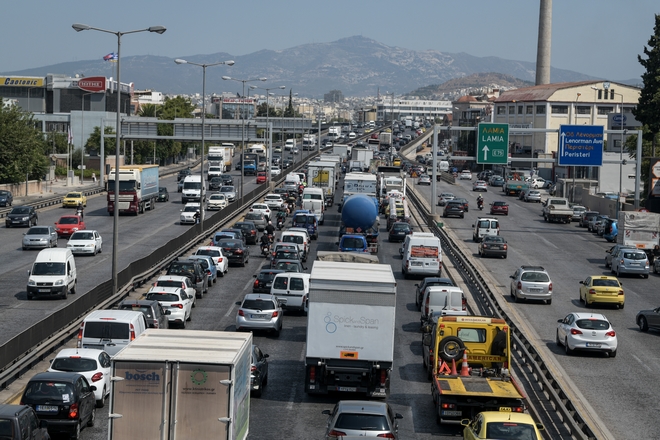 Κίνηση στους δρόμους: Προβλήματα  σε Κηφισό και Λ. Αθηνών – LIVE ΧΑΡΤΗΣ