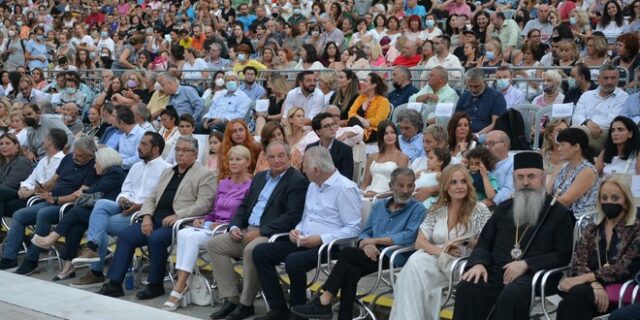 Σταύρος Ξαρχάκος: Συγκίνηση στην εκδήλωση προς τιμήν του στο Περιστέρι