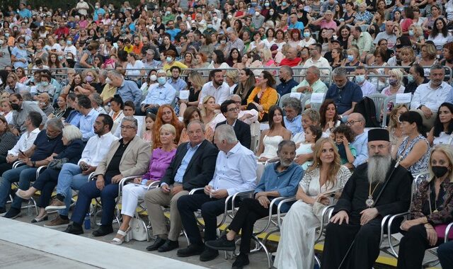 Σταύρος Ξαρχάκος: Συγκίνηση στην εκδήλωση προς τιμήν του στο Περιστέρι