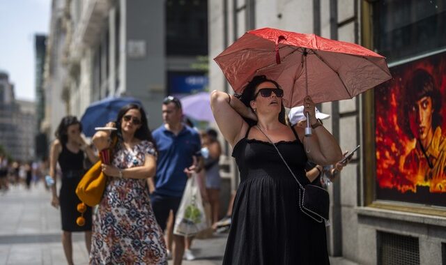 Ισπανία: Ξεπέρασαν τους 1.000 οι νεκροί από τον καύσωνα