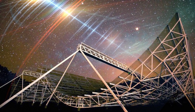 Αστρονόμοι ανίχνευσαν σήμα “σαν χτύπο καρδιάς” από μακρινό γαλαξία