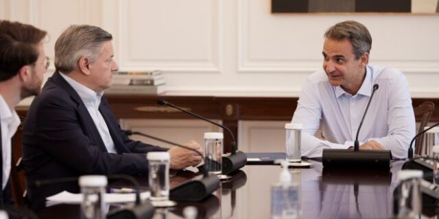 Συνάντηση του Κυριάκου Μητσοτάκη με τον Ted Sarandos του Netflix
