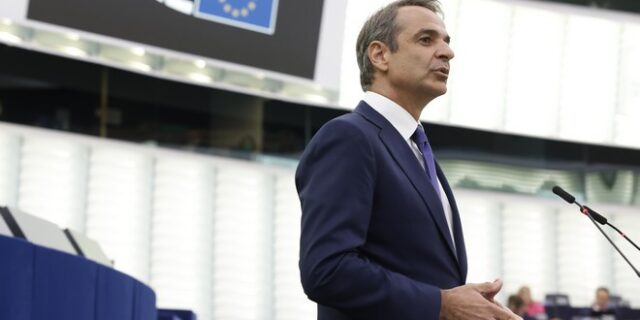 Ο πρωθυπουργός αφού διέψευσε ότι υπάρχει πρόβλημα με την ελευθερία του Τύπου, τα έβαλε με δημοσιογράφο