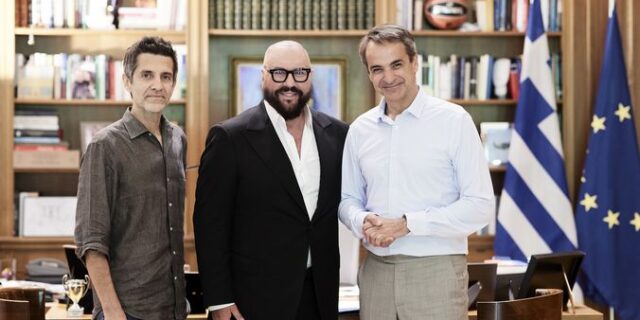 Συνάντηση του πρωθυπουργού με τους Desmond Child και Φοίβο Τασσόπουλο