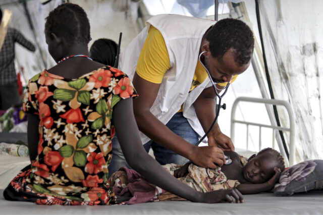 Το παιδί – πρόσφυγας από το Σουδάν που ακολούθησε τους Γιατρούς Χωρίς Σύνορα στη Συρία