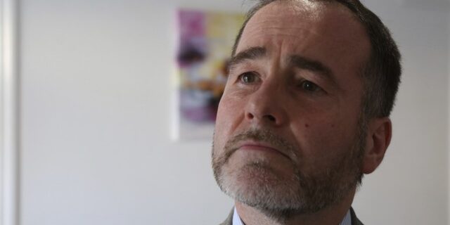 Βρετανία: Εκτός Συντηρητικών βουλευτής που θώπευσε δύο άνδρες ενώ ήταν μεθυσμένος