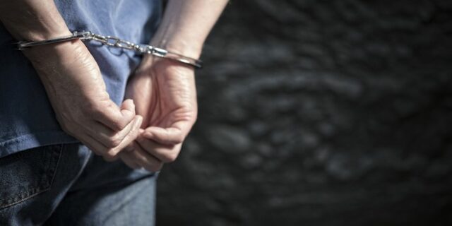 Σε διαθεσιμότητα ο 53χρονος αστυνομικός που κατηγορείται για ασέλγεια σε βάρος 14χρονης – Διατάχθηκε ΕΔΕ
