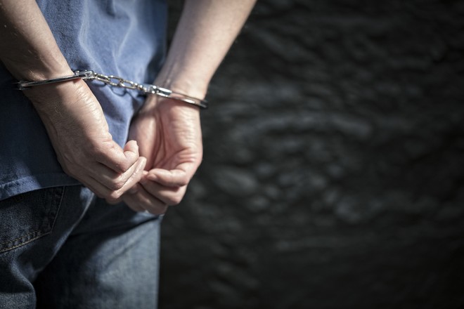 Σε διαθεσιμότητα ο 53χρονος αστυνομικός που κατηγορείται για ασέλγεια σε βάρος 14χρονης – Διατάχθηκε ΕΔΕ