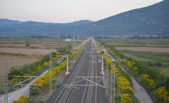 Προαστιακός: Προχωρά η επέκταση σε Ραφήνα και Λαύριο