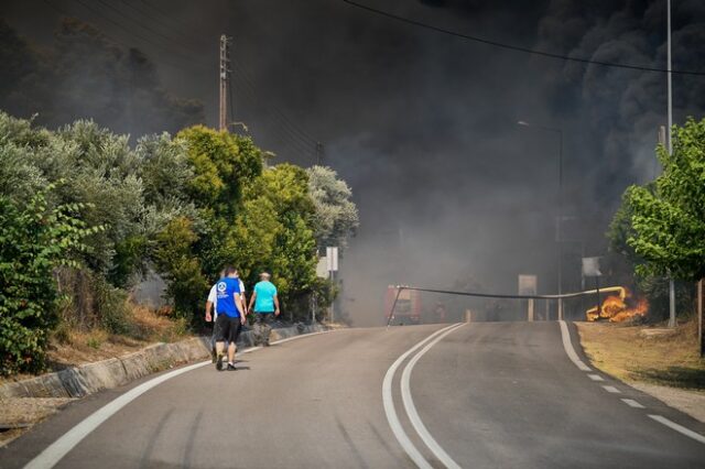 Φωτιές: Πολύ υψηλός κίνδυνος τη Δευτέρα σε αρκετές περιοχές της χώρας