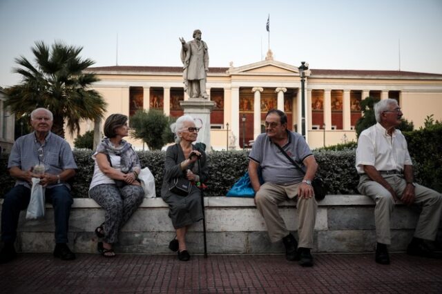 Η κυβέρνηση φοβάται την οργή των συνταξιούχων