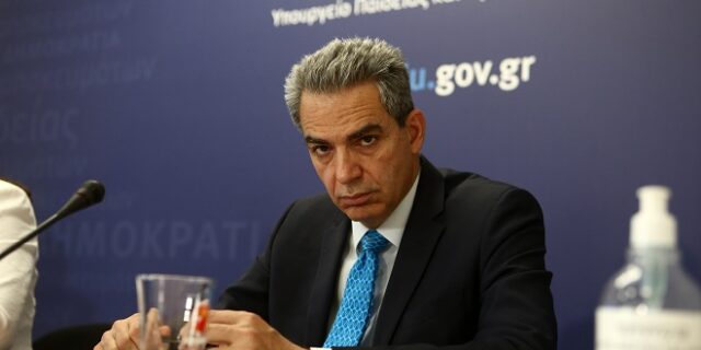 Συρίγος για το στεγαστικό των εκπαιδευτικών: Να το λύσουν οι δήμοι, μην περιμένουν όλοι το κράτος-πατερούλη
