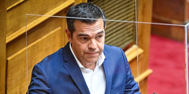 Τσίπρας: Κυβερνούν με ψέματα, ελεγχόμενη ενημέρωση και παράνομες παρακολουθήσεις