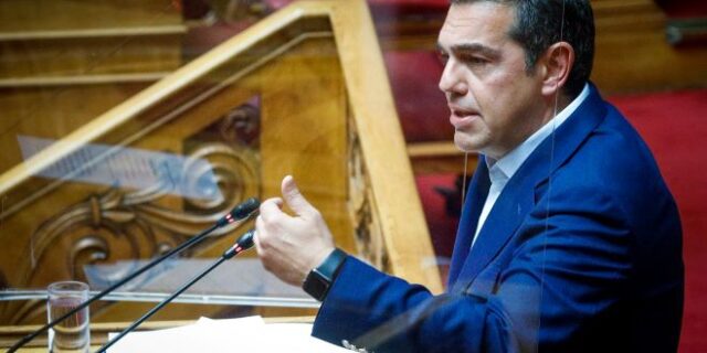 Τι βλέπει ο ΣΥΡΙΖΑ πίσω από την κάλυψη Μητσοτάκη στον Συρίγο