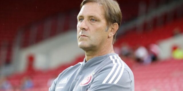 Ολυμπιακός: Οπαδοί επισκέφτηκαν τον Μαρτίνς και του είπαν ότι ο κύκλος του έκλεισε