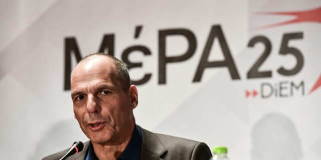 Βαρουφάκης: “Κορυφαία δημοκρατική στιγμή στην ελληνική πολιτική Ιστορία το δημοψήφισμα του ’15”