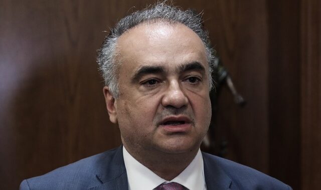 Βερβεσός για καταγγελία Ανδρουλάκη: “Το ζήτημα άπτεται της λειτουργίας του πολιτεύματος”
