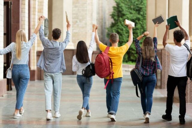 Από τα σχολικά θρανία στο Harvard