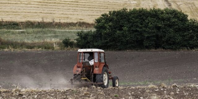 Πώς θα γίνεις αγρότης: Ξεκινούν οι εγγραφές στα δημόσια αγροτικά ΙΕΚ