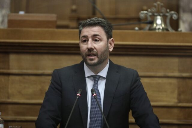 Ανδρουλάκης: Ζήτησε ενός λεπτού σιγή στη Βουλή για τα θύματα από τις φωτιές