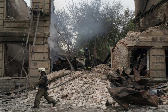 Ζαπορίζια: Νέοι βομβαρδισμοί κοντά στον πυρηνικό σταθμό – Αλληλοκατηγορούνται Κίεβο και Μόσχα