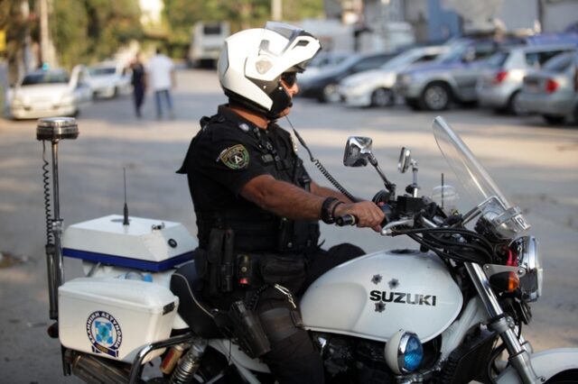 Συλλήψεις για διακίνηση ναρκωτικών σε Γλυφάδα και Κέρκυρα